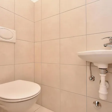 Casa vacanze Stunning In With Wifi Podstrana